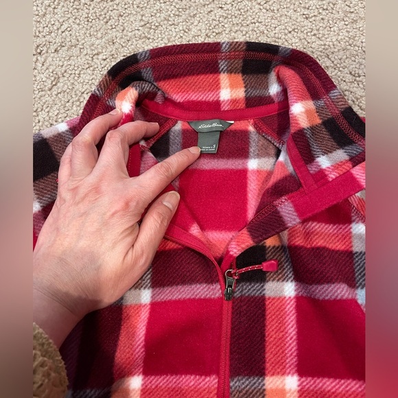 EDDIE BAUER Plaid Fleece Quarter Zip Sweatshirt - Picture 3 of 9